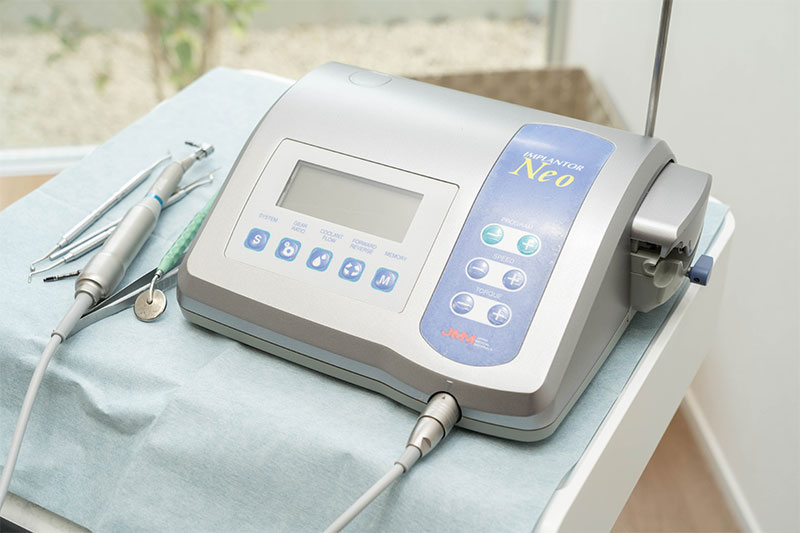 インプランター